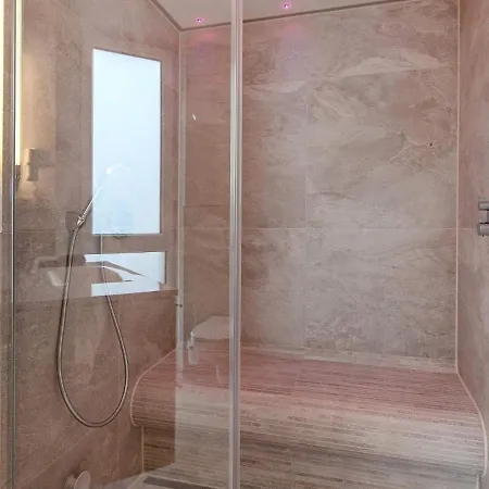 6 Personen In Apartament *